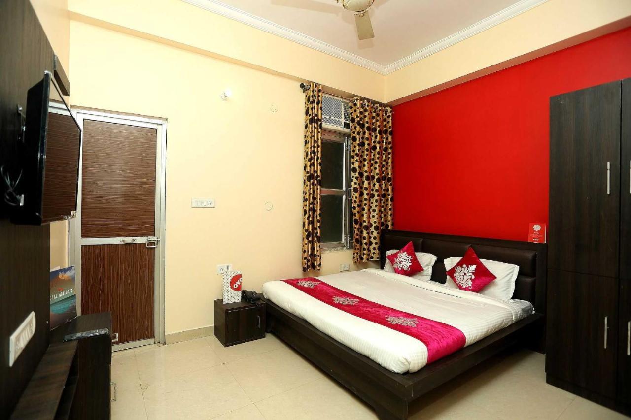 Oyo Flagship 17204 Vrindawan Galaxy Hotel Kanpur Ngoại thất bức ảnh