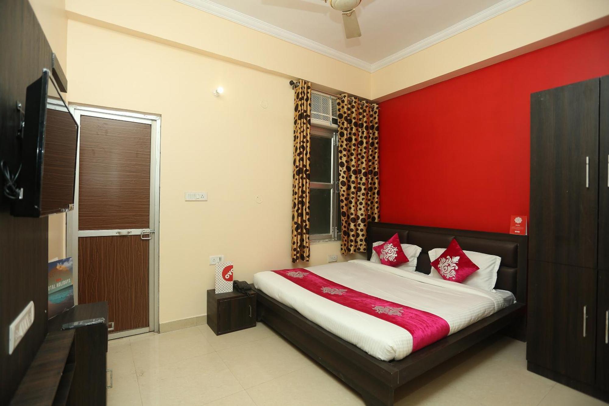 Oyo Flagship 17204 Vrindawan Galaxy Hotel Kanpur Ngoại thất bức ảnh
